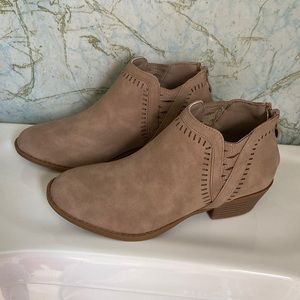 Top Moda Khaki Booties